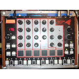 Akai Rythm Wolf Máquina De Ritmos Synth