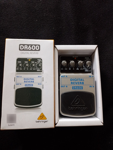 Pedal De Efecto Behringer Digital Reverb Dr600 Usado