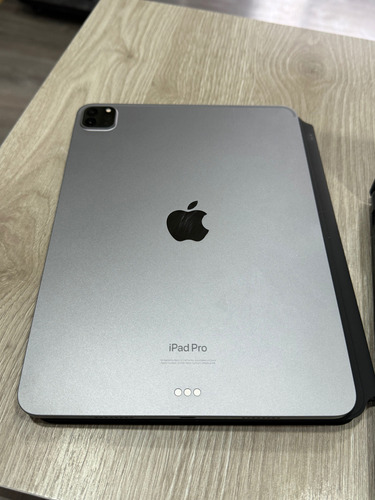 iPad Pro 11 M2 (nuevo) + Teclado Magic