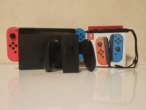 Nintendo Switch Standard.