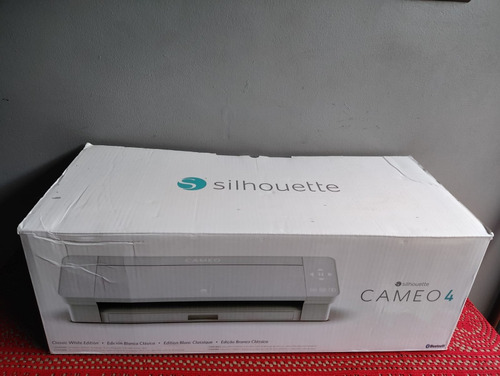 Silhouette Cameo 4 Sin Uso