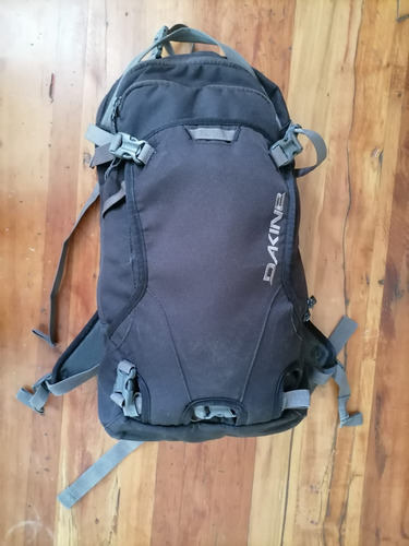 Mochila Dakine Heli 12l Negro