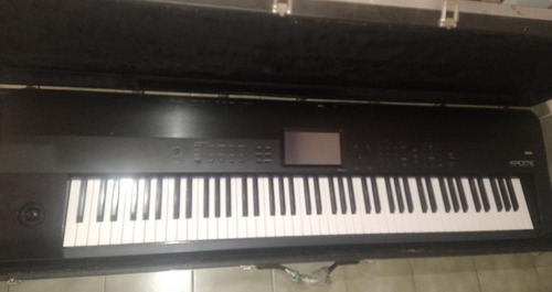 Korg Krome 88 + Anvil De Regalo