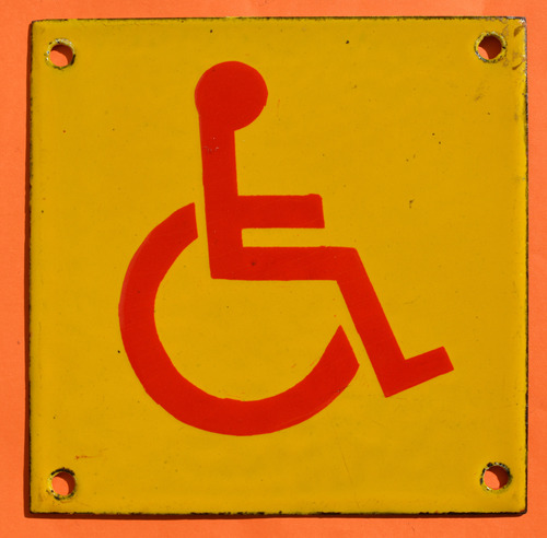 Antiguo Cartel Enlozado Discapacidad