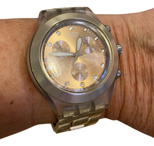 Reloj Pulsera De Mujer Swatch Modelo Full-blooded Caramel Sv