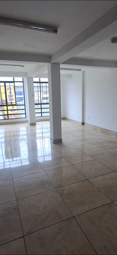 Alquiler De Local En Próceres San Juan De Lurigancho - Imagen 2