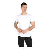 Remera Entallada Botones Cuello Henley Charretera Chomba