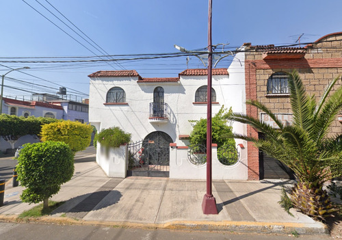 Vendo Casa En Colonia Industrial. Remate
