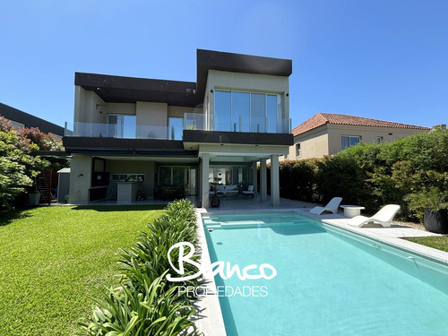 Casa En Venta En Los Lagos, Nordelta, Tigre