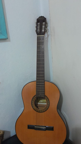 Guitarra Criolla Clásica Gracia M3.