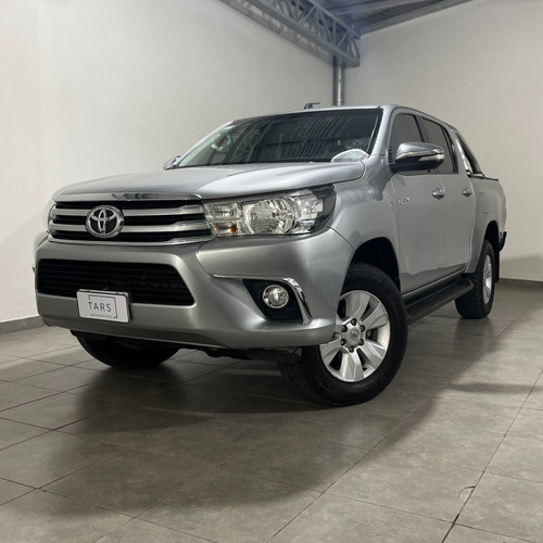 Toyota Hilux 2.8 Tdi Srv 4x2 6m/t 2016