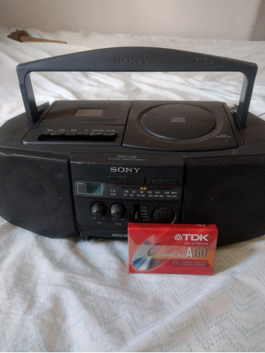 Rádio Sony Com Cd E Toca Fita Funcionando 