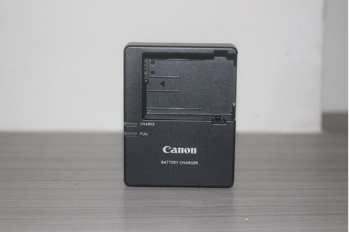 Cargador Canon Lc E8e