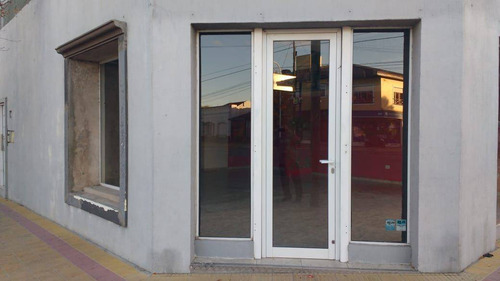 Excelente Local Comercial En Venta En Tandil