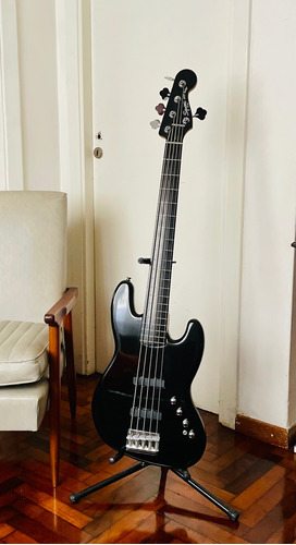 Bajo Squier Fender Deluxe 5 Cuerdas Impecable