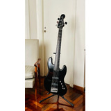 Bajo Squier Fender Deluxe 5 Cuerdas Impecable