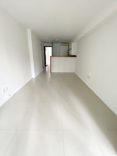 Alquiler Apartamento Pocitos 1 Dormitorio Con Garaje, Patio Y Parrillero Exclusivo - Imagen 4