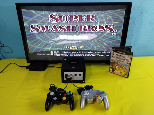 Consola Nintendo Gamecube Con Smash Bros 2 Controles Y Memor