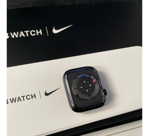 Apple Watch 7 45mm Nike Series