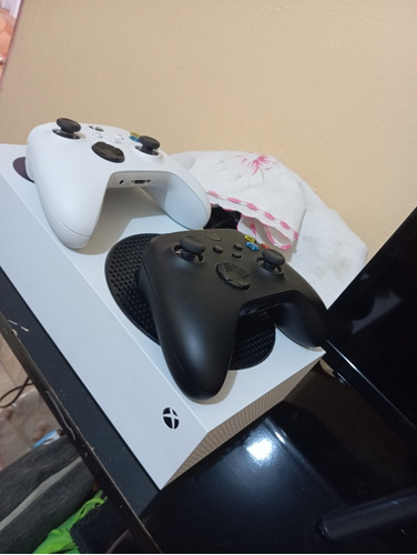 Xbox Série S +2 Controle 