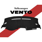 Cubretablero Bordado Volkswagen Vento Modelo 2017
