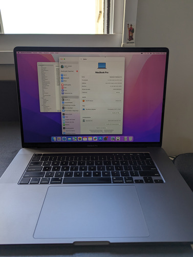 Macbook Pro (2019-16) I9 32gb 1tb Grade C - 244 Ciclos