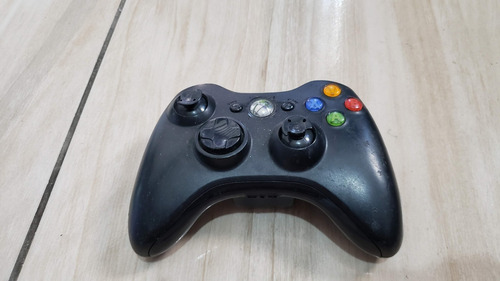 Controle Xbox 360 Botão Analógico Do Lado Direito Ta Ruim. 