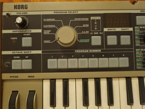 Como Nuevo Microkorg Mk1 Sintetizador  Analogico Vocoder