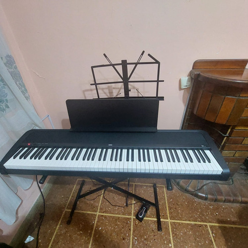 Piano Korg B2