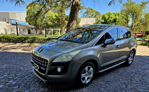 Peugeot 3008 Premium Plus 156cv 2011 118.000km Fcio T/usado