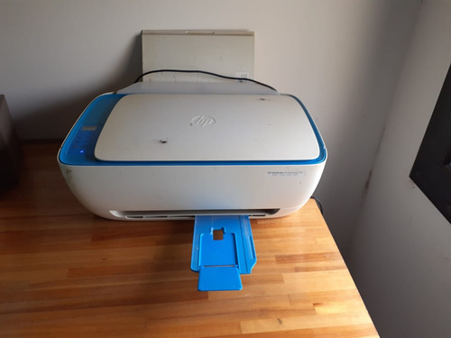 Impresora A Color Hp Deskjet 3635 Wifi Blanca Y Azul