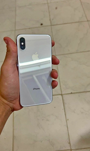 iPhone XS 