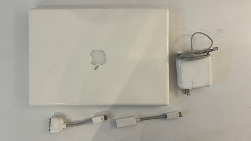 Apple Macbook White  Core 2 Duo  2.4 13  2008 No Prende
