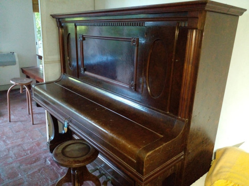 Piano Vertical Zeitter & Winkelmann Original Del Año 1837