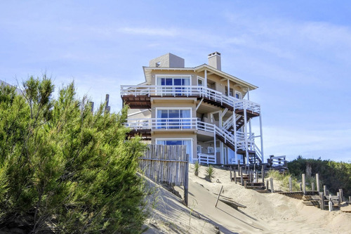 Frente Al Mar- Hermosos Departamentos Con Vista Directa - Pinamar