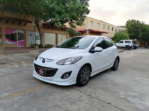 Mazda 2 2014 1.5 Takeshi