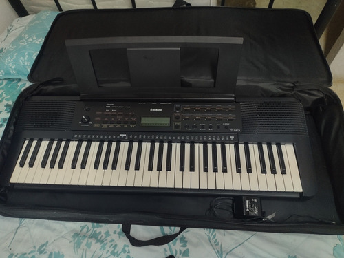 Piano Yamaha Psr 273