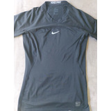 Remera Nike Pro 