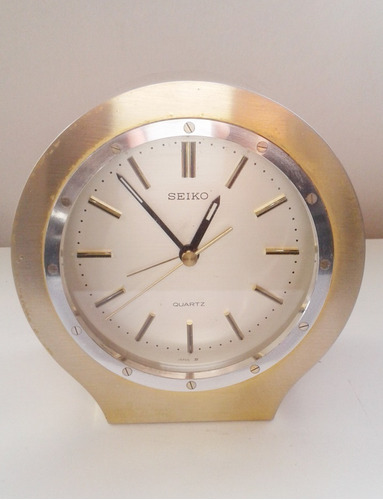Reloj Despertador Seiko Quarz Antiguo 11x10,5 Cm No Anda Cw