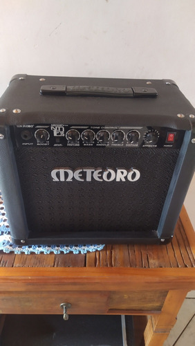 Amplificador Guitarra Meteoro