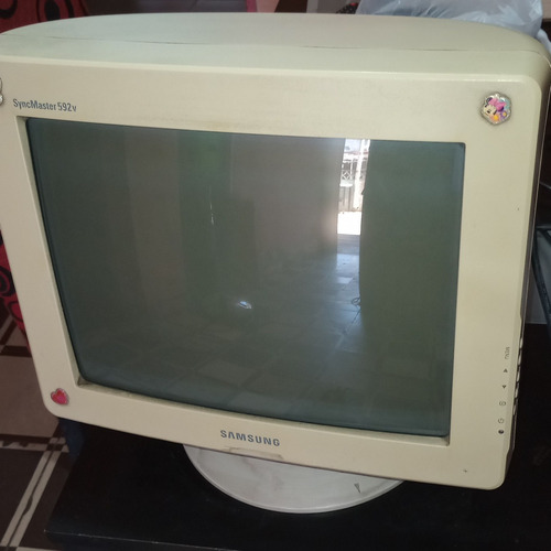 Monitor Samsung Syncmaster 592v