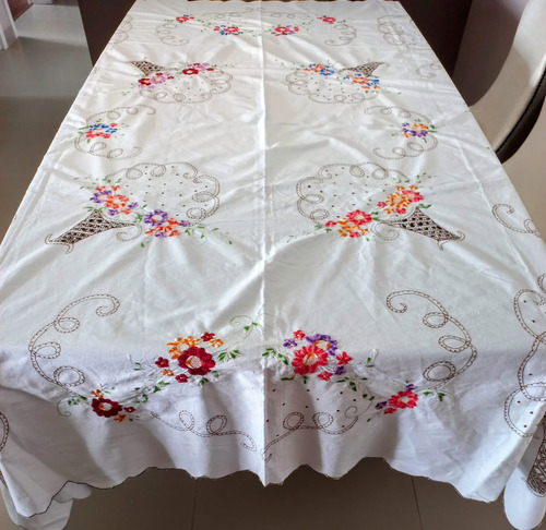 Toalha De Mesa Bordados Florais