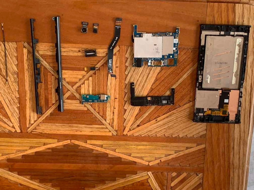 Refacciones Para El  Sony L1