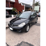 Nissan Tiida 1.8 6mt Acenta 2010