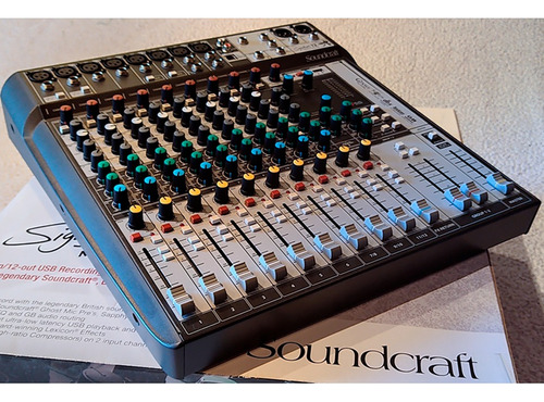 Mesa Soundcraft Signature Mtk12 Na Caixa