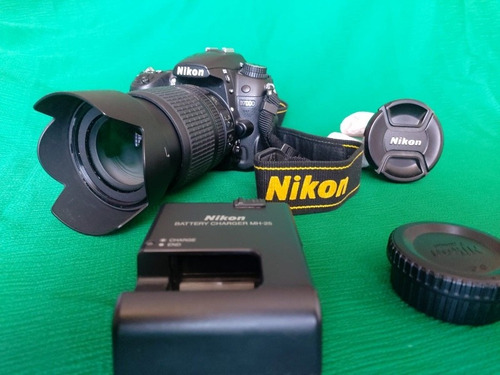 Camara Nikon D7000