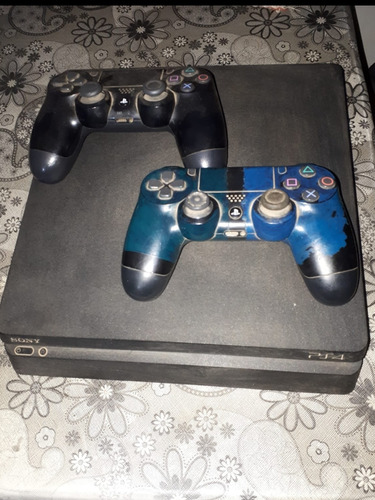 Ps4 Slim 500 Gb Con 2 Joysticks