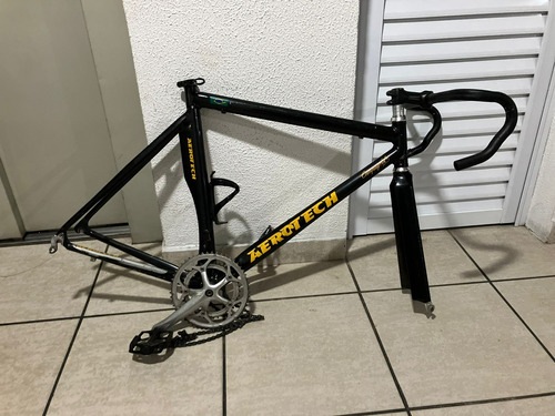 Quadro Aerotech + Garfo De Carbono + Pedivela Shimano 105