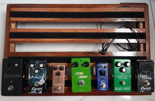 Set De Pedais Completo Com Pedalboard + Fonte + Cabos!