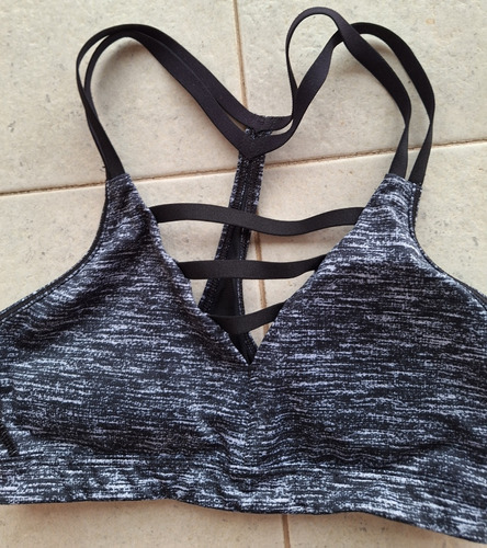 Top Deportivo Victoria Secret Gris Y Negro Original 